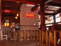 Wnętrze piwialni Warka